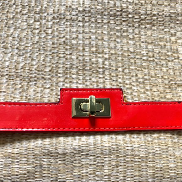 NWOT Raffia and Patent Clutch - Picture 9 of 9